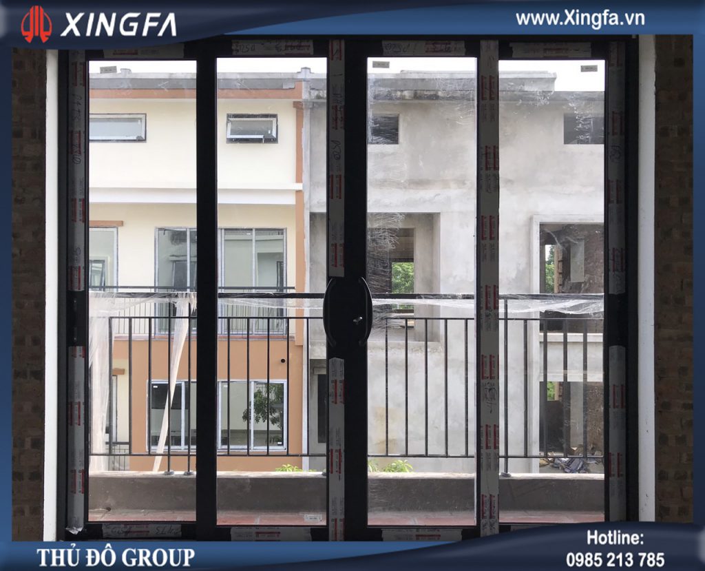 cửa đi nhôm xingfa