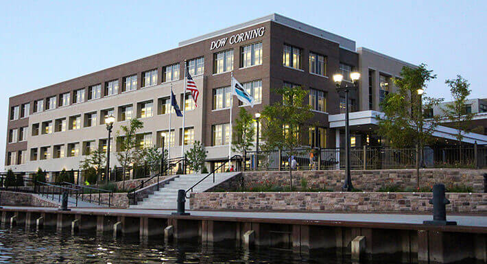 Tập Đoàn Dow Corning có trụ sở tại Midland, Michigan, Hoa Kỳ (USA)