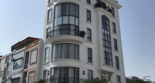 Cách tính giá cửa nhôm Xingfa cho nhà mặt tiền phố đẹp