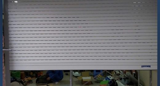 Cửa cuốn Austdoor là lựa chọn tiết kiệm và hiệu quả cho gia đình