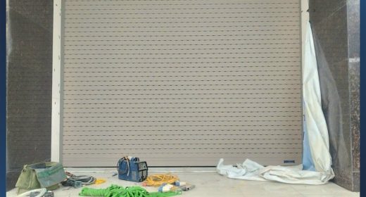 Cửa cuốn Austdoor có ồn khi đóng mở không