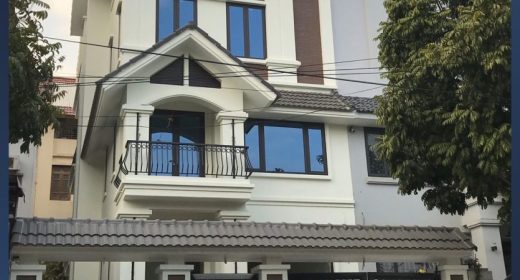 Cửa nhôm Xingfa cho cửa hàng mặt phố – Chắc chắn, tiện lợi