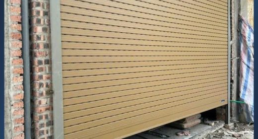 Nhà có trẻ em cần lưu ý gì khi dùng cửa cuốn?