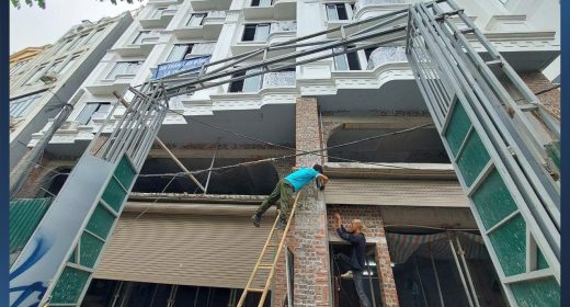 Làm sao để cửa cuốn bền hơn 10 năm?